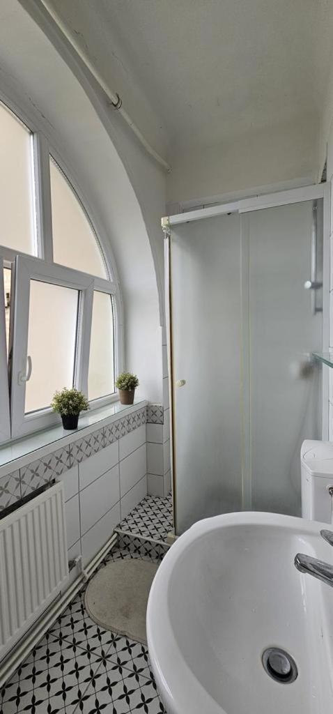 Albert Apartment